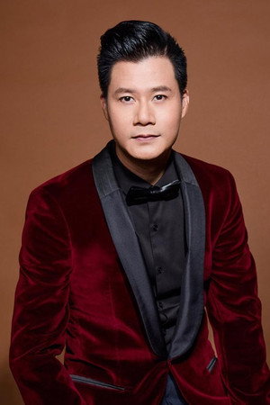 Quang Dũng portrait
