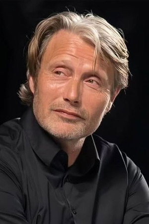 Mads Mikkelsen portrait