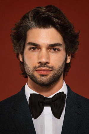 Şükrü Özyıldız portrait