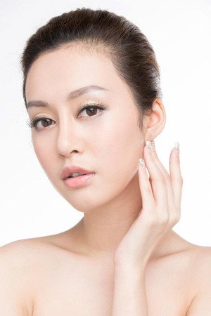 Leslie Lam portrait