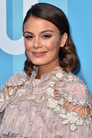 Nathalie Kelley portrait
