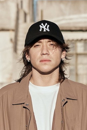 Paulo Londra portrait