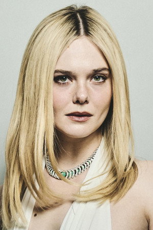 Elle Fanning portrait