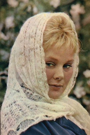 Svetlana Zhgun portrait