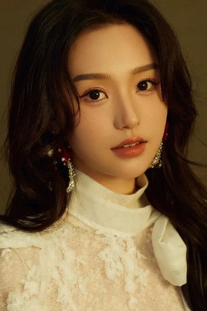 Hu Yiyao portrait