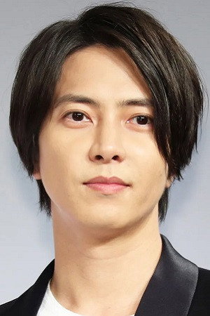 Tomohisa Yamashita portrait