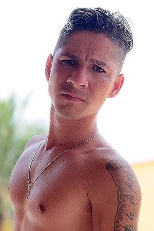 Riu Melo portrait