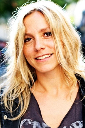 Luz Mandon portrait