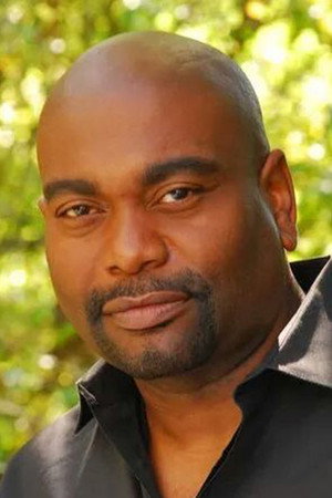 Glenn Magee portrait