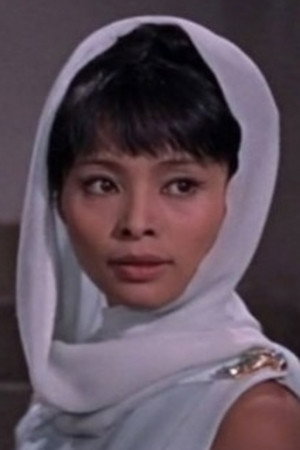 Mitsouko portrait