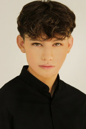 Ari Diazleal portrait