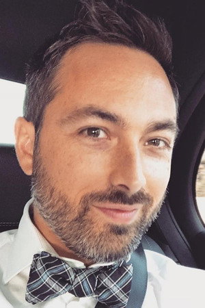 Derek Muller portrait