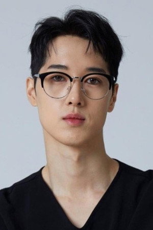 Han Min-yeob portrait