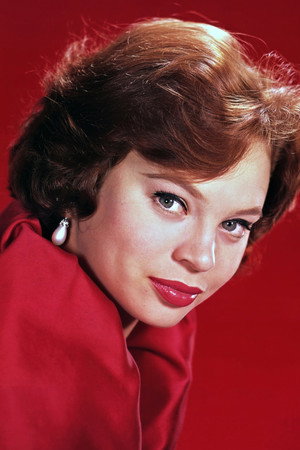 Juliet Prowse portrait