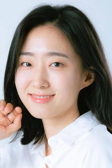 Ha Si-yeon portrait