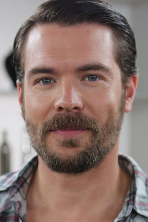 Charlie Weber portrait