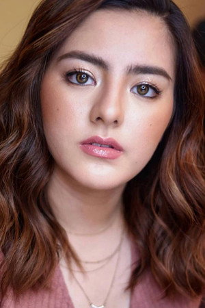 Cassy Legaspi portrait