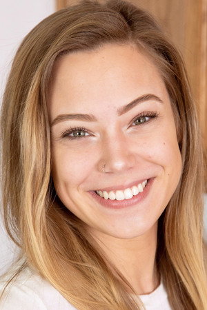 Avery Cristy portrait