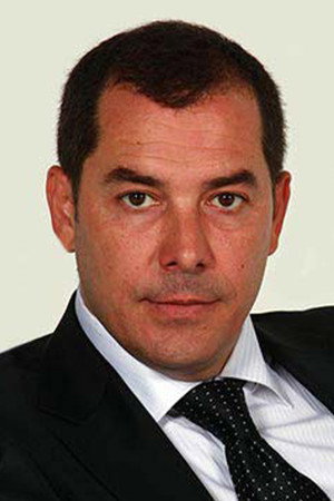 Fikret Kuşkan portrait