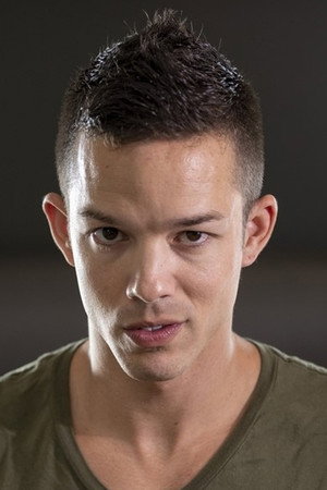 Nic Sahara portrait