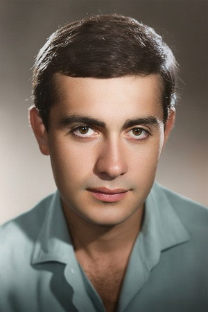 Özden Çelik portrait