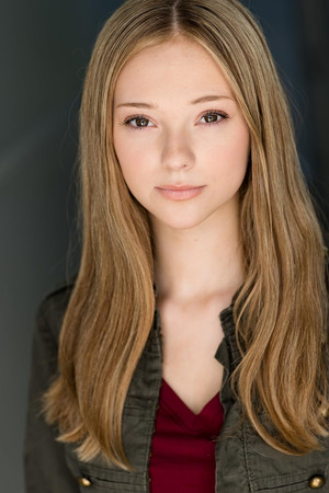 Sophie Grace portrait