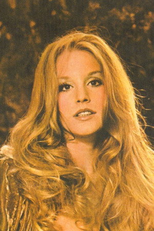 Lynn Carey portrait