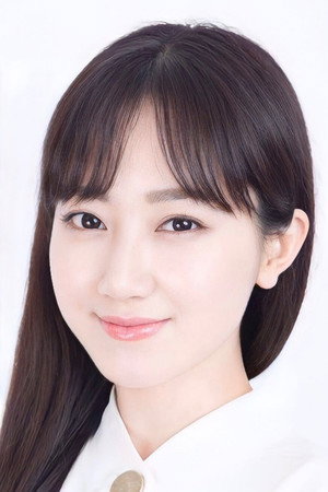 Rie Kuwana portrait