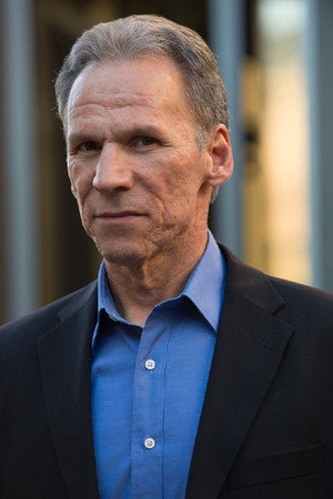 Armando Durán portrait