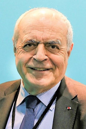 Alain Juillet portrait
