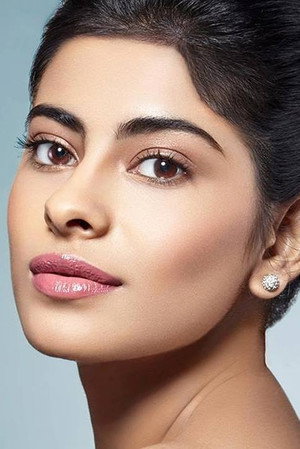 Anisha Victor portrait