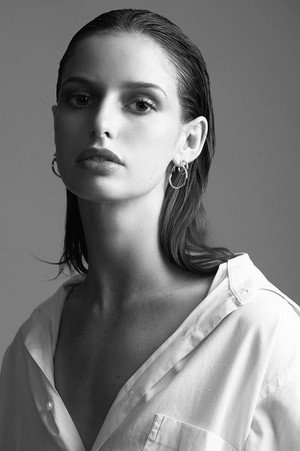 Iris Jodorowsky portrait