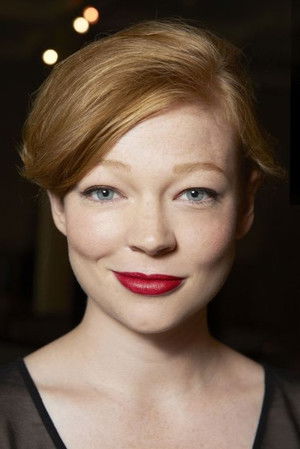 Sarah Snook portrait