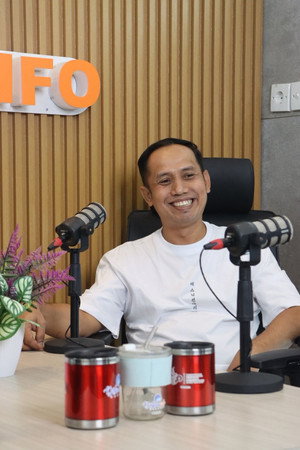 Heri Meiga portrait