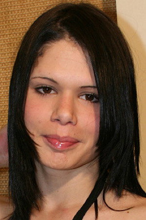 Danielle Oliveira portrait