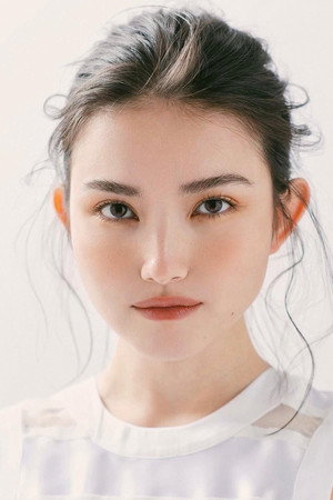 Maria Zhang portrait