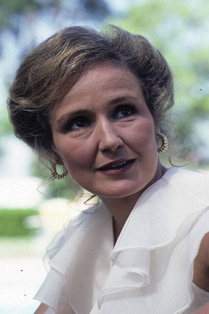 Claudette Nevins portrait