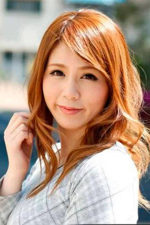 Maki Koizumi portrait