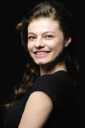 Ebru Helvacıoğlu portrait