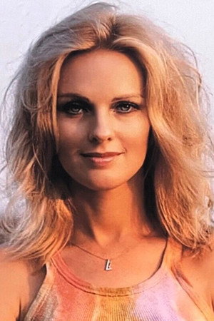 Angel Tompkins portrait