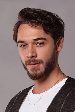 Onur Bay portrait