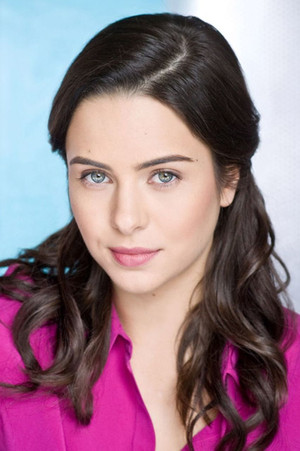 Holly Deveaux portrait