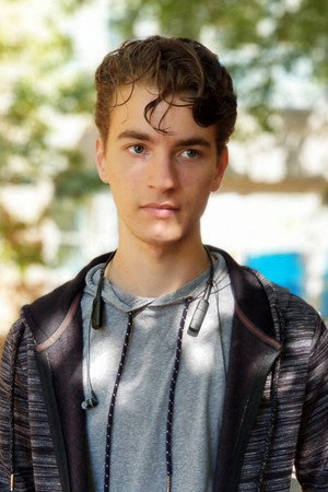 Ari Hershkowitz portrait