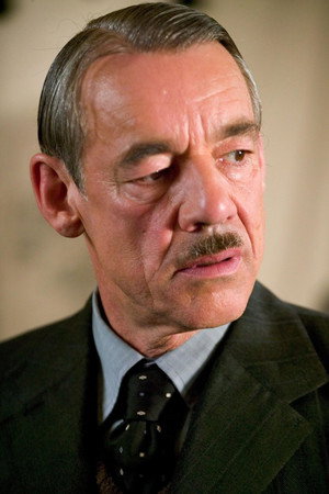 Roger Lloyd Pack portrait
