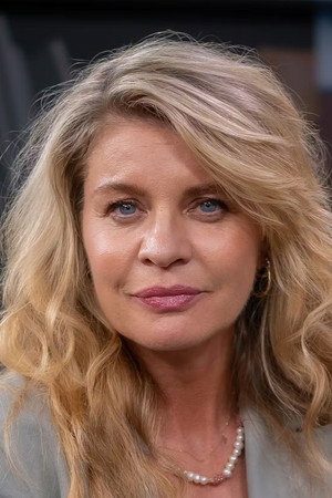 Mille Dinesen portrait