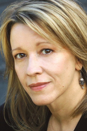 Linda Emond portrait