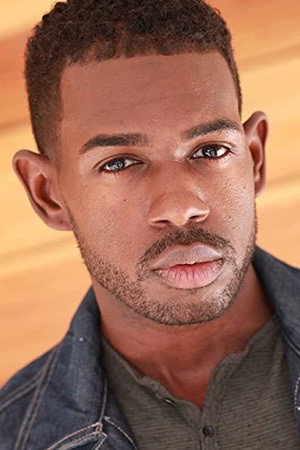 Donzell Lewis portrait