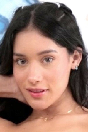 Carolina Guerrero portrait