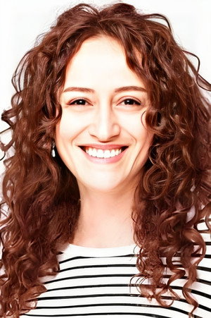 Esra Kızıldoğan portrait
