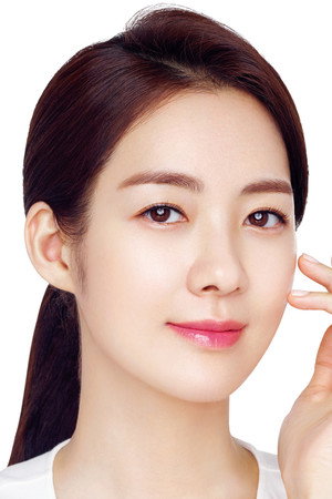 Lee Yo-won portrait